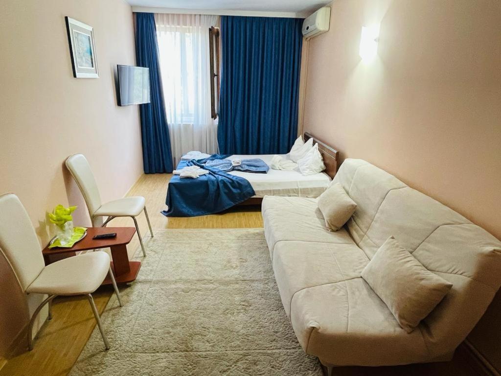 Hotel Turist Neptun Zewnętrze zdjęcie