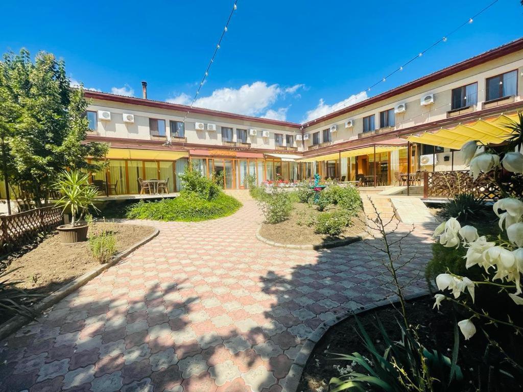 Hotel Turist Neptun Zewnętrze zdjęcie