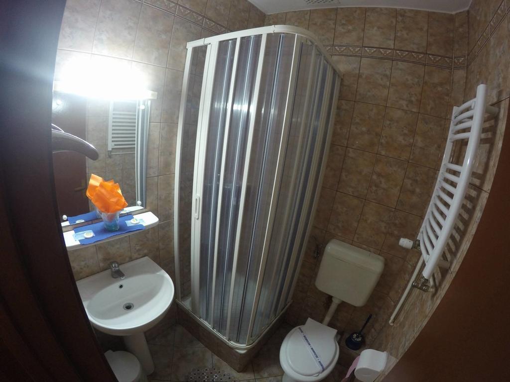 Hotel Turist Neptun Zewnętrze zdjęcie